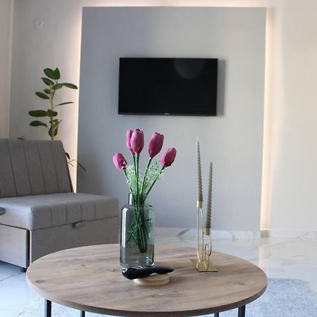 K&M 40 Ekklision A' Apartment Drama Bagian luar foto